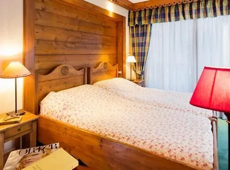 Les Airelles Hotel